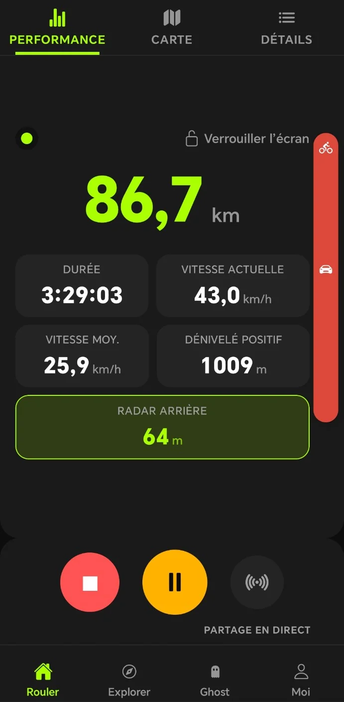 Radar arrière : une voiture à 64 m